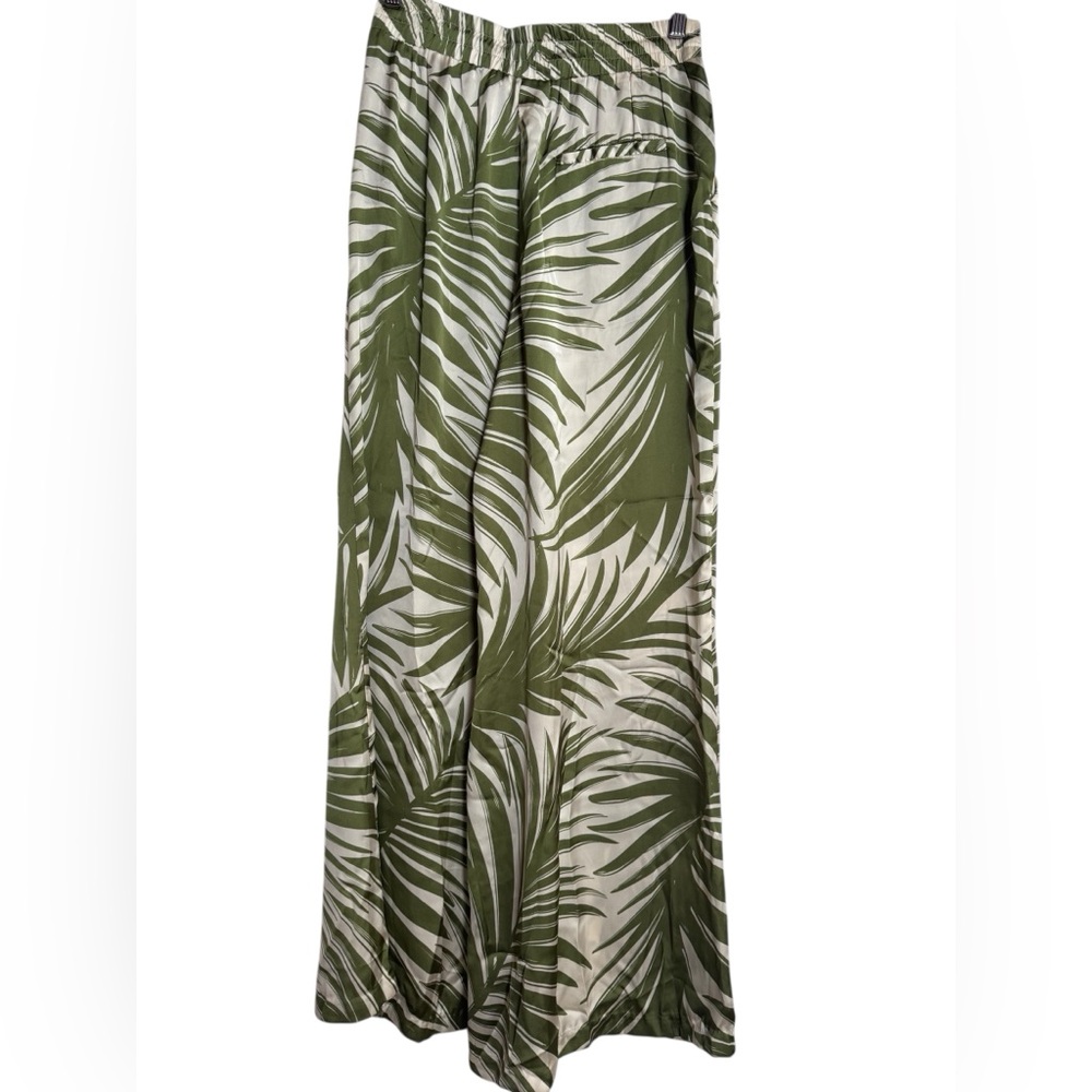 Mahina Palm Leaf Satin Baggy Pants NWT - Picture 2 of 8